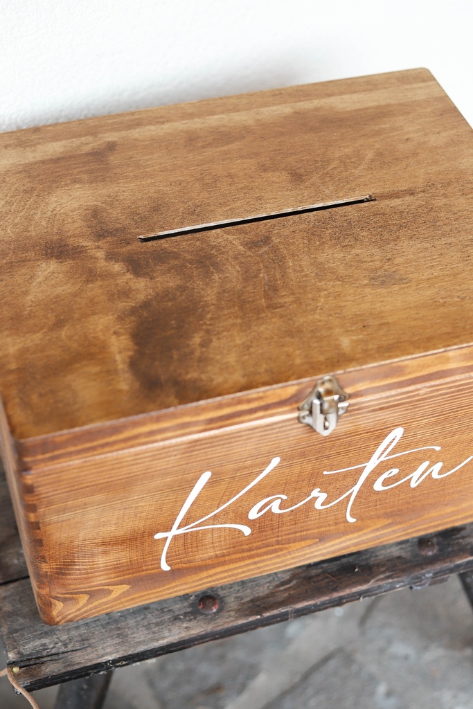 Kartenbox Braun